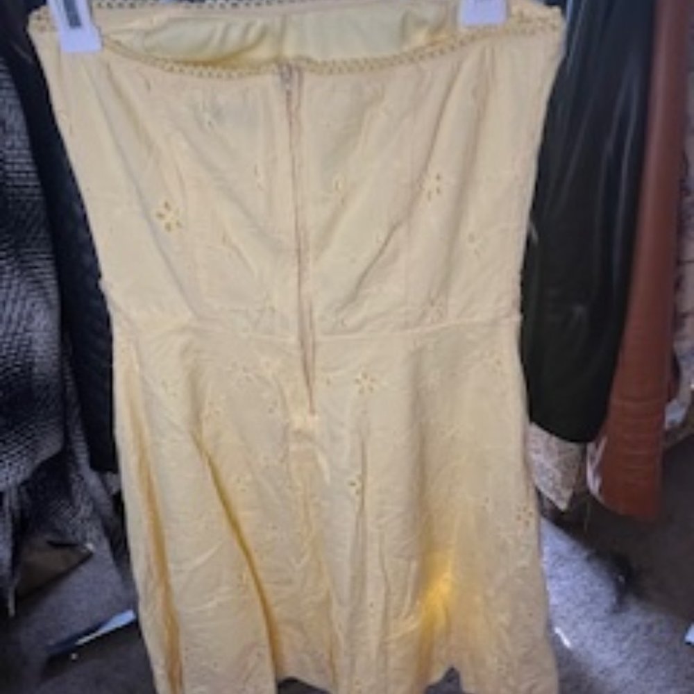 Size 5 Yellow Ruby Rox - Picture 3 of 4